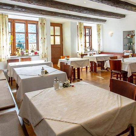 Pension Gaestehaus Heller Вайсенкірхен-ін-дер-Вахау Екстер'єр фото
