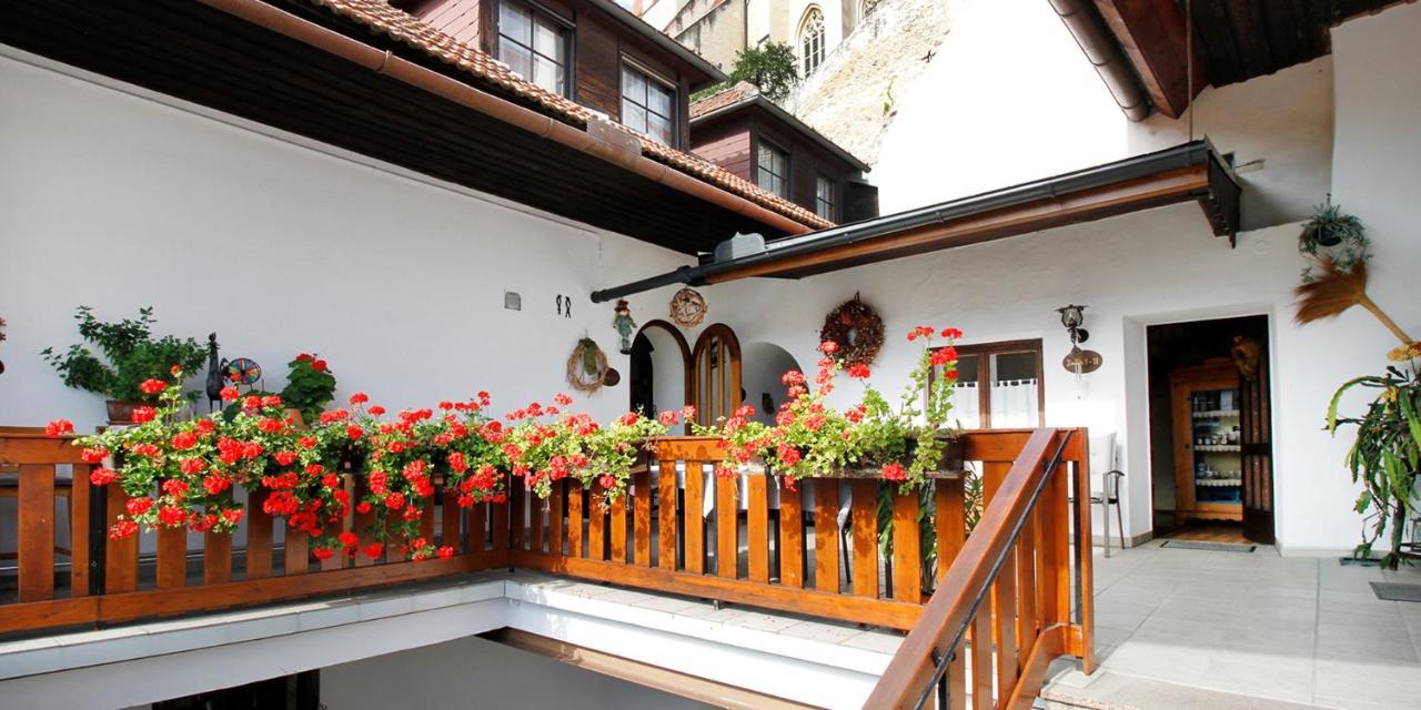 Pension Gaestehaus Heller Вайсенкірхен-ін-дер-Вахау Екстер'єр фото