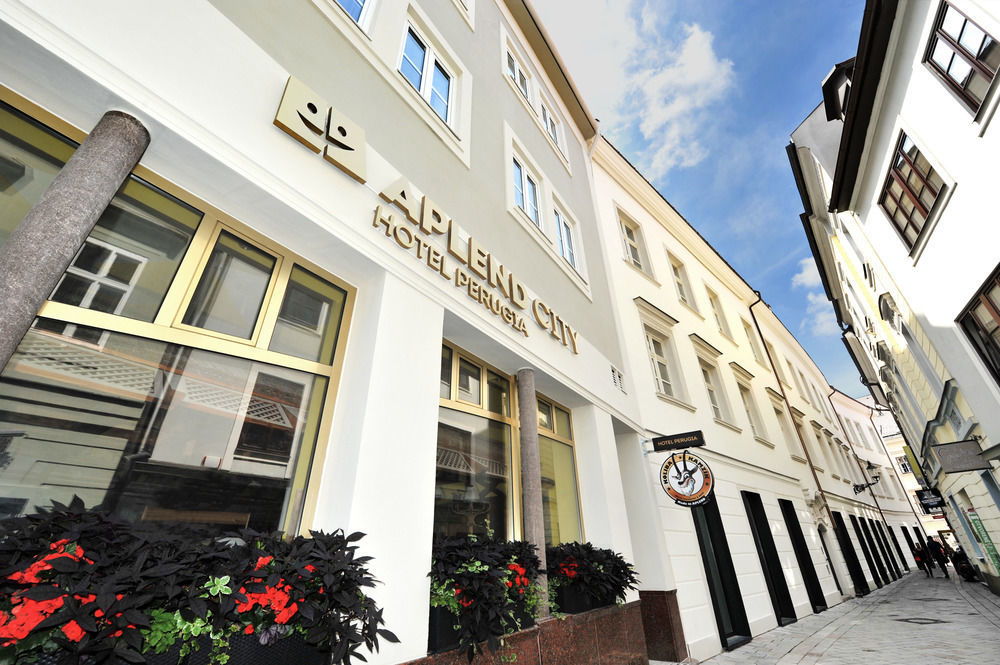 Pension Gaestehaus Heller Вайсенкірхен-ін-дер-Вахау Екстер'єр фото